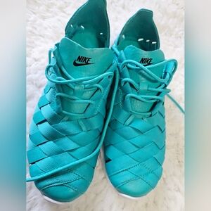 Nike Women's Juvenate Shoes Size 7